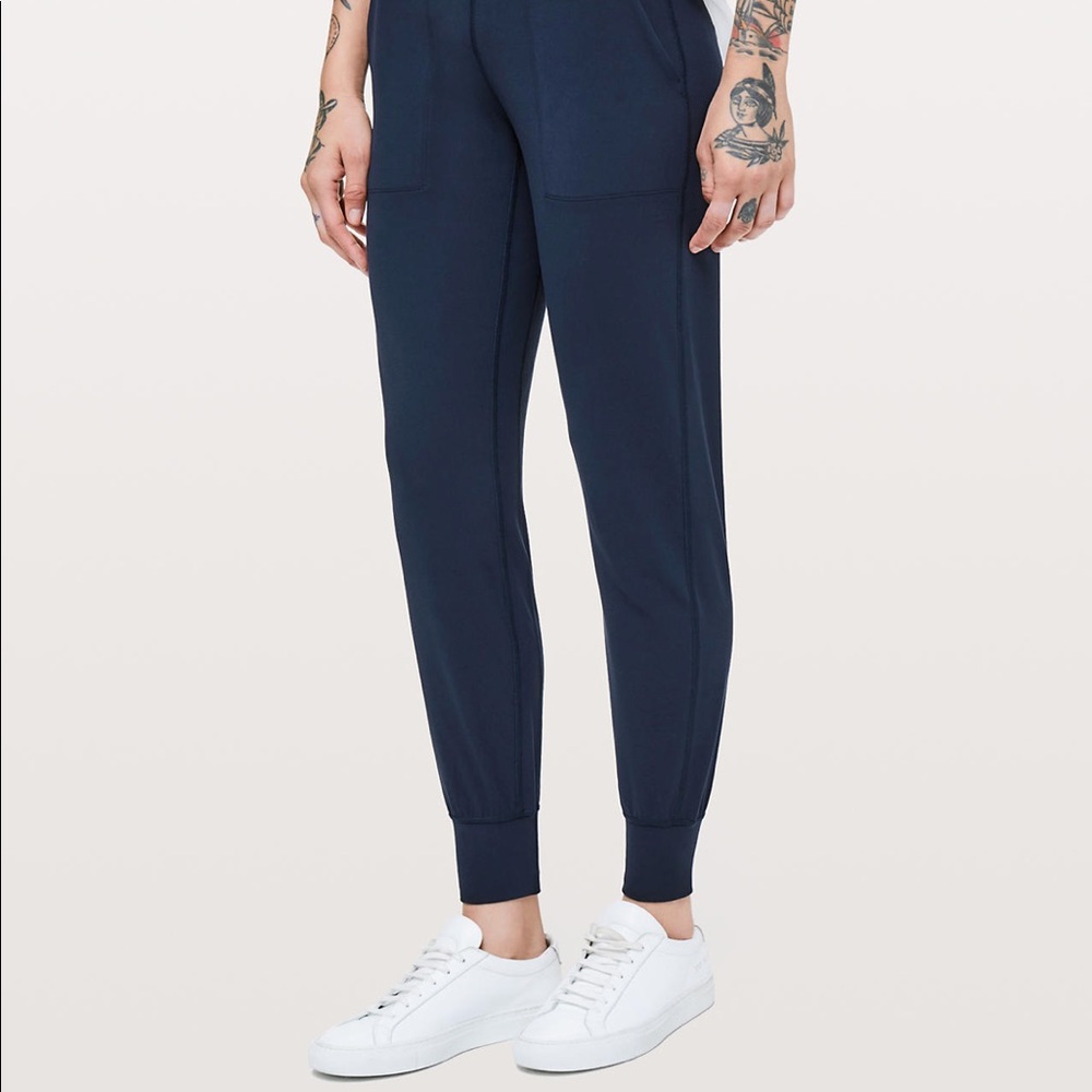 Lulu lemon joggers